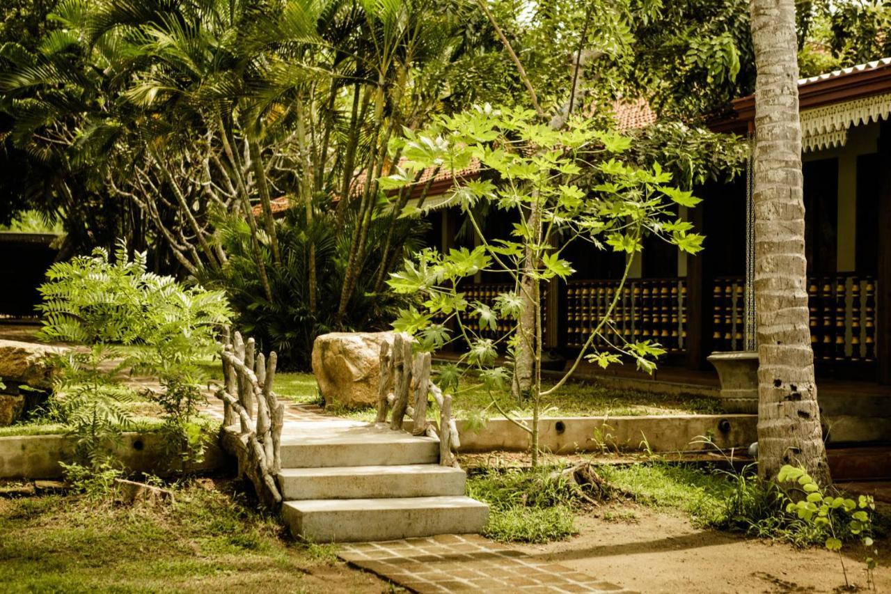 Thaulle Ayurveda Resort - Yala Тіссамахарама Екстер'єр фото